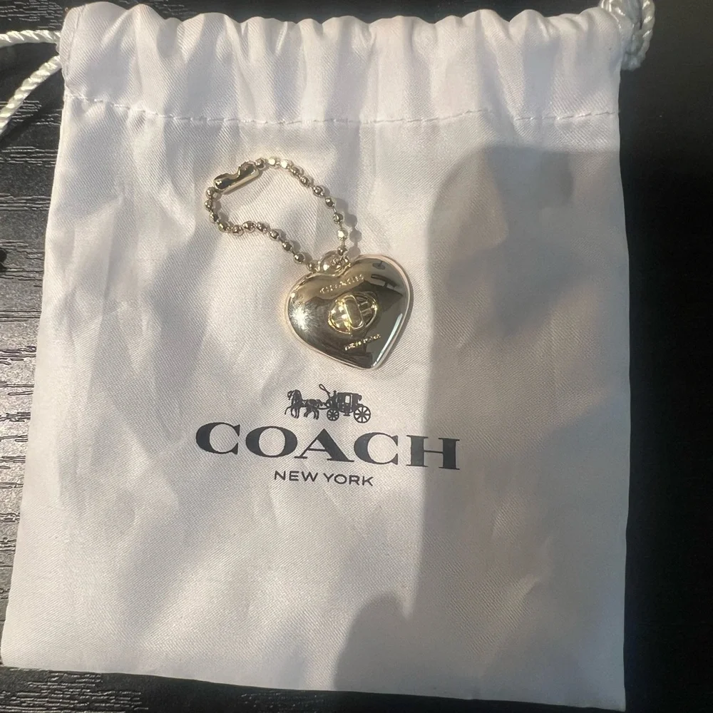 Coach Gold Heart Turnlock Keychain Charm - Picture 3 of 3